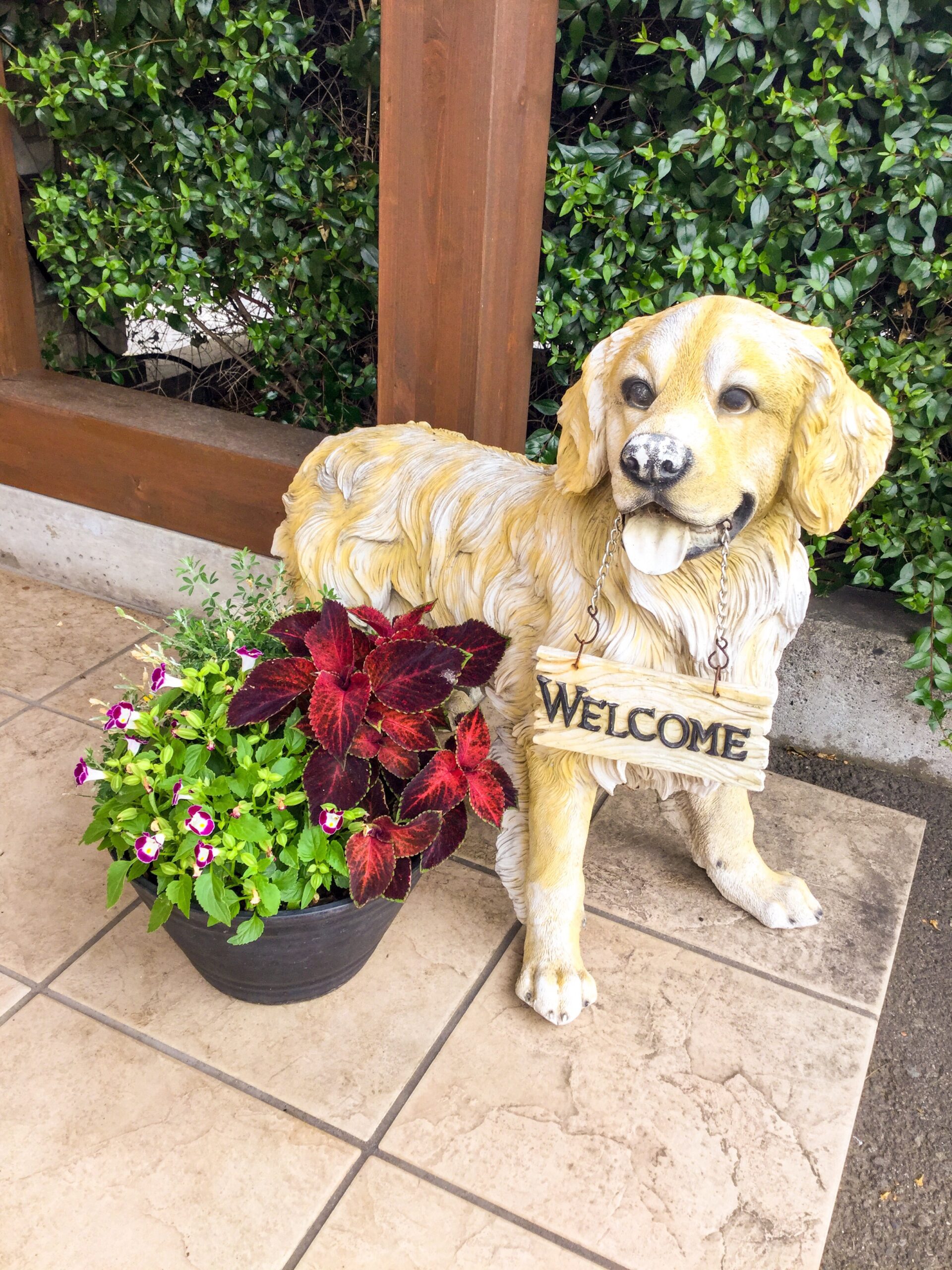 犬の置物